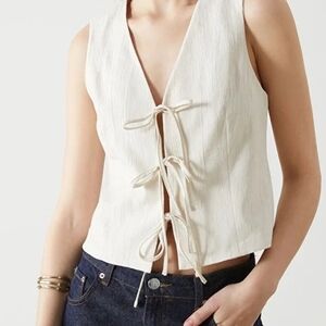 Elegant Cream Tie-Front Sleeveless Blouse